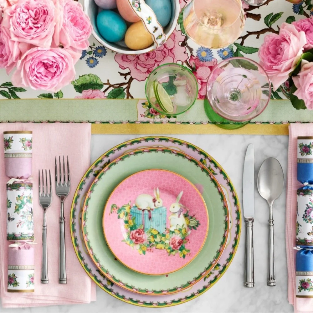 set of 4 NIB Williams Sonoma Pink and Green Bunny Famille Rose Appetizer Plates
